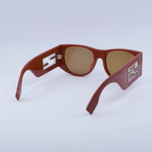 Fendi FE40109I 50E BAGUETTE Sunglasses Brown Oval Frame, Brown Lenses - Picture 5 of 12
